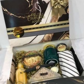 MUG BOX